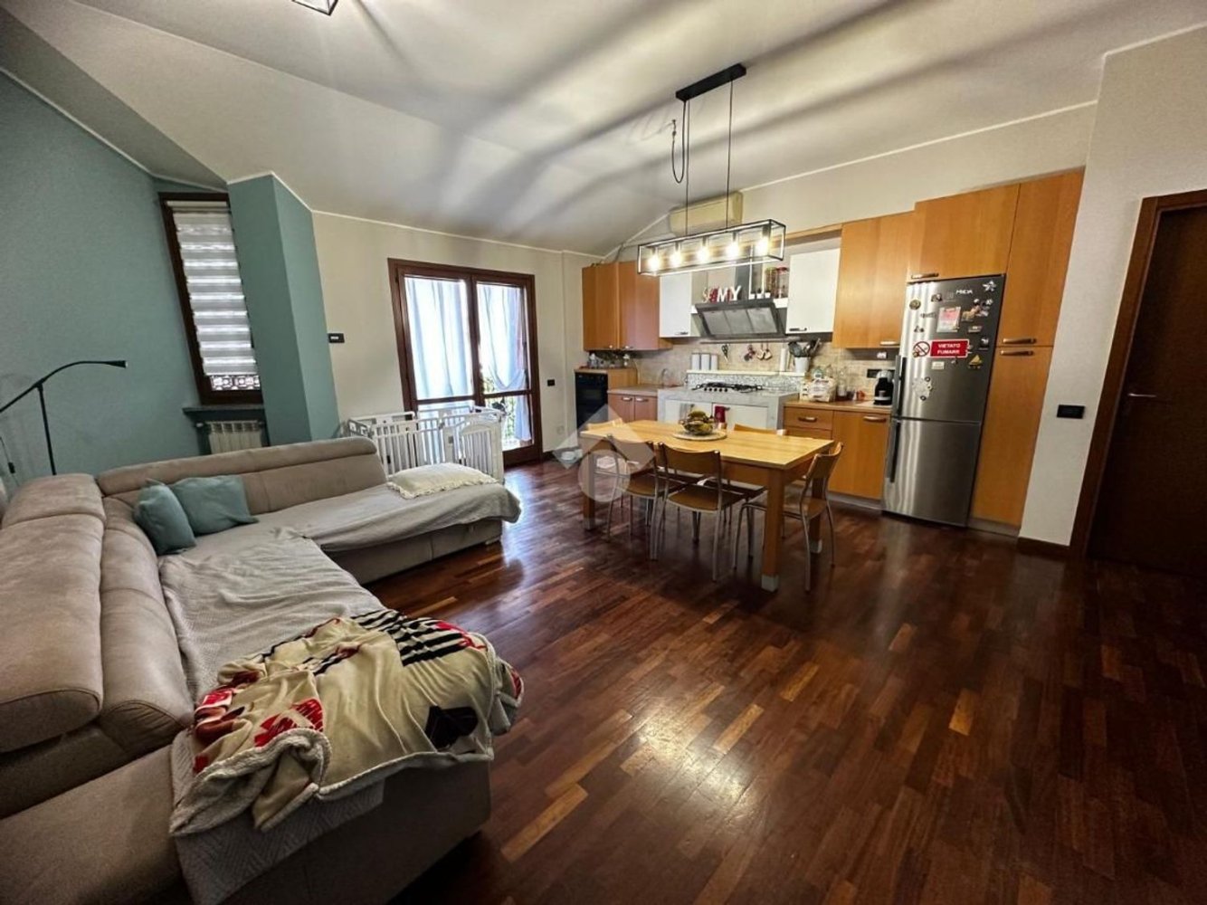 Apartamento de 3 dormitorios en Calcio, Italy No. 380830