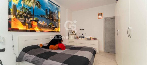 Квартира с 3 комнатами в Турин, Италия № 232647 16