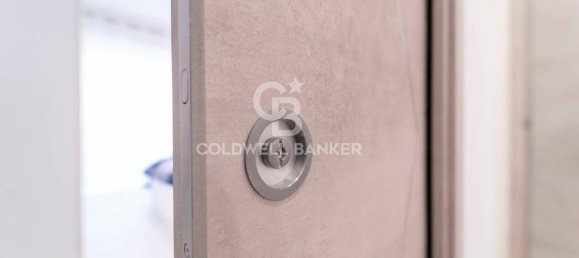 Квартира с 3 комнатами в Турин, Италия № 232647 27