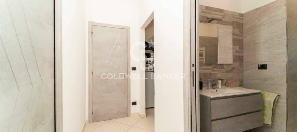 Квартира с 3 комнатами в Турин, Италия № 232647 23