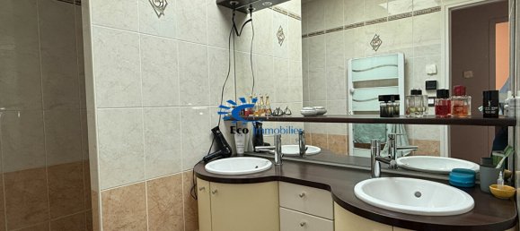 3 bedrooms House in Perigny, France No. 277285 9