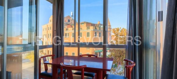 4 rooms Apartment in Venice, Italy No. 87234 16