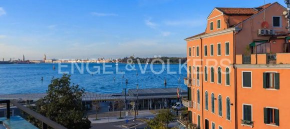 4 rooms Apartment in Venice, Italy No. 87234 12