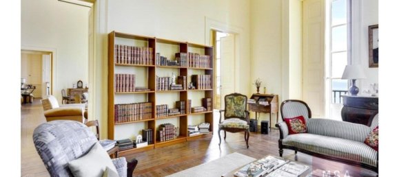 20 bedrooms House in Oeiras, Portugal No. 106054 8