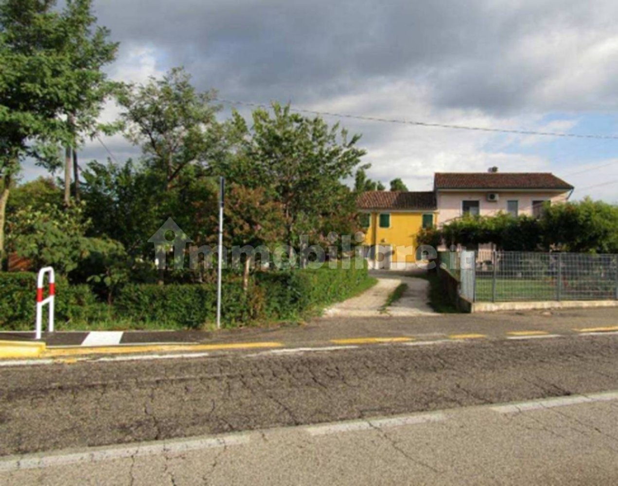 3 bedrooms Apartment in Arcole, Italy No. 263075