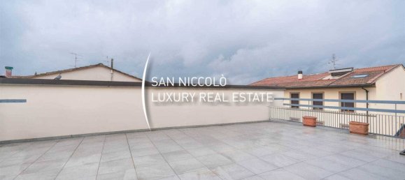4 Schlafzimmer Penthouse in Florence, Italy, Nr. 210978 9