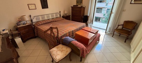 Apartamento T4 em Naples, Italy N.º 364677 6