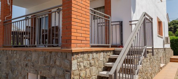 4 Schlafzimmer Haus in Palau-Solita I Plegamans, Spain, Nr. 160506 3