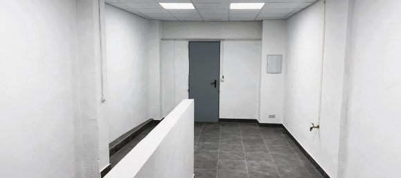 Gewerbliche Immobilie in Zaragoza, Spain 98m², Nr. 64471 18