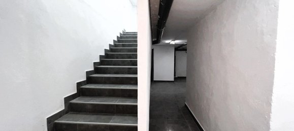 Gewerbliche Immobilie in Zaragoza, Spain 98m², Nr. 64471 19
