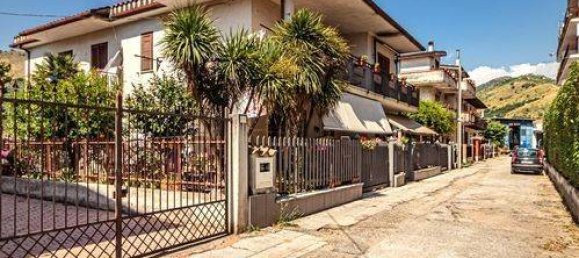 5 chambres Appartement à Vairano Patenora, Italy No. 77039 23