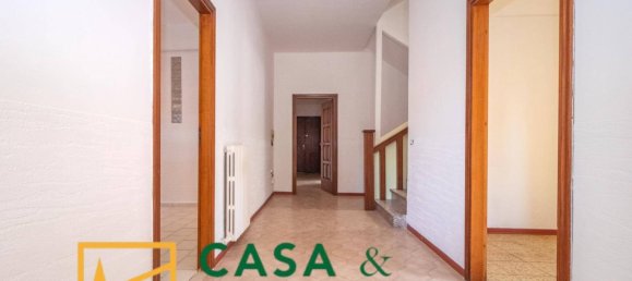 5 chambres Appartement à Vairano Patenora, Italy No. 77039 26