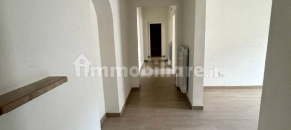 3 bedrooms Apartment in Avezzano, Italy No. 84435 5