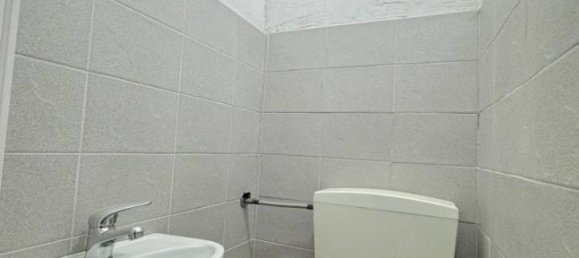  مرآب في Rome, Italy 28متر مربع رقم 37511 3