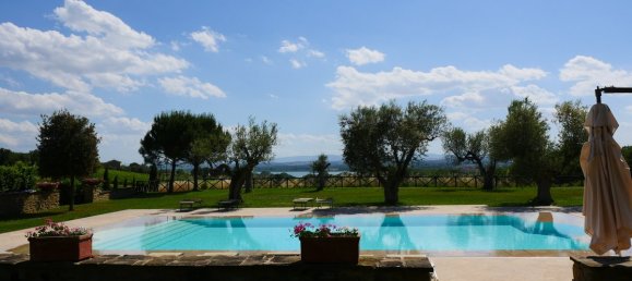 7 bedrooms House in Tuoro sul Trasimeno, Italy No. 52726 11