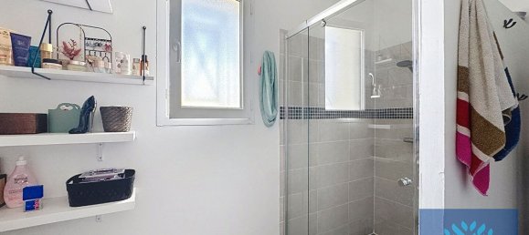 3 bedrooms House in Heugas, France No. 296925 2