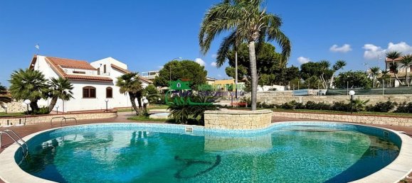 6 bedrooms Villa in Ragusa, Italy No. 151728 4