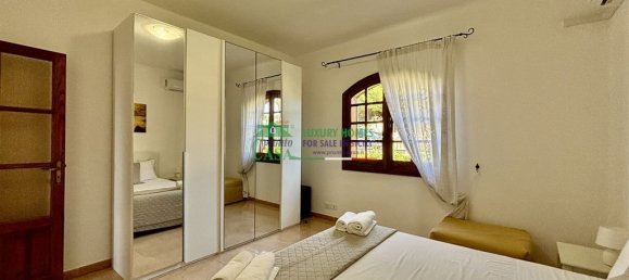 6 bedrooms Villa in Ragusa, Italy No. 151728 14