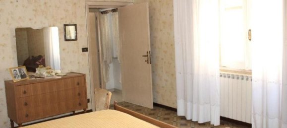 Дом с 4 комнатами в Купелло, Италия № 36276 20