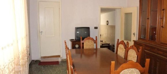 Дом с 4 комнатами в Купелло, Италия № 36276 12