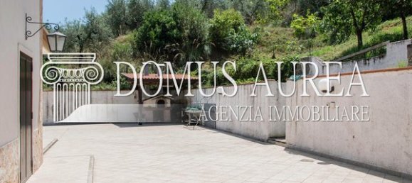 Вилла с 4 комнатами в Итри, Италия № 151274 15