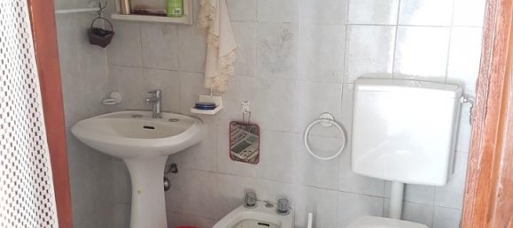 Дом с 6 комнатами в Монтанаро, Италия № 84583 22