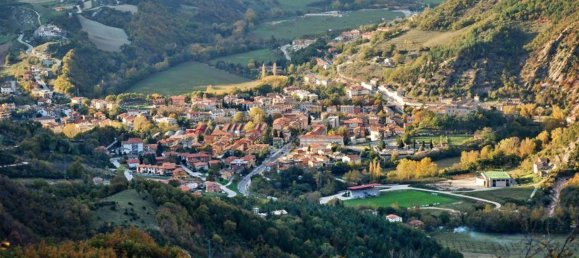 Дом с 4 комнатами в Урбания, Италия № 76177 17