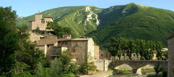 Дом с 4 комнатами в Урбания, Италия № 76177 16