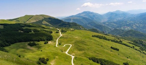 Дом с 4 комнатами в Урбания, Италия № 76177 19