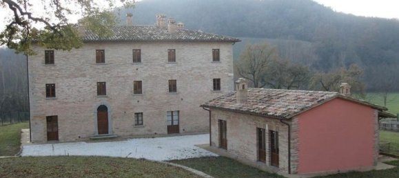 Дом с 4 комнатами в Урбания, Италия № 76177 7