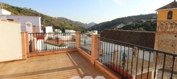 4 bedrooms House in Archez, Spain No. 53437 3