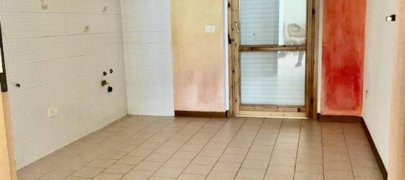 5 rooms Apartment in Rosignano Marittimo, Italy No. 167191 2