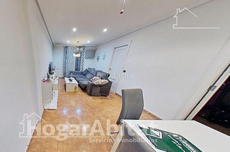 4 bedrooms Apartment in Valencia, Spain No. 118957