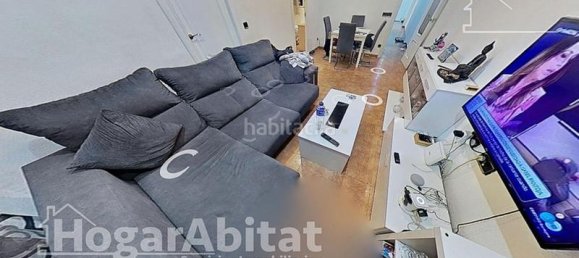 4 bedrooms Apartment in Valencia, Spain No. 118957 2