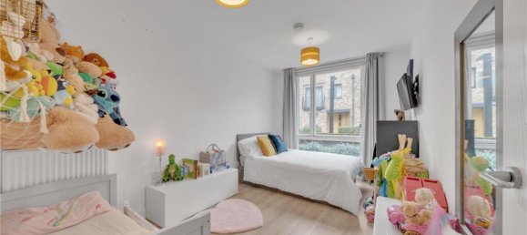 3 bedrooms Apartment in London, United Kingdom No. 7856 29