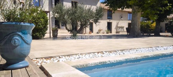 7 bedrooms Castles in Courthezon, France No. 294737 11