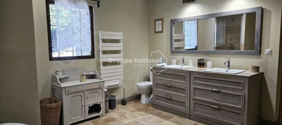 7 bedrooms Castles in Courthezon, France No. 294737 26