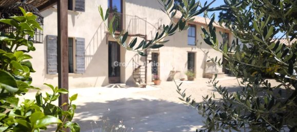 7 bedrooms Castles in Courthezon, France No. 294737 5