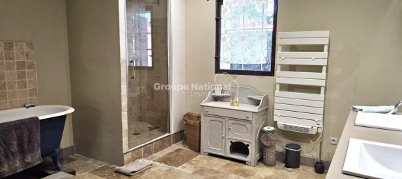 7 bedrooms Castles in Courthezon, France No. 294737 25