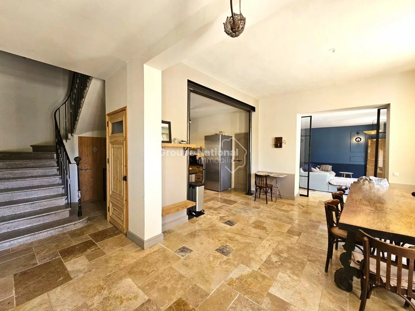 7 bedrooms Castles in Courthezon, France No. 294737