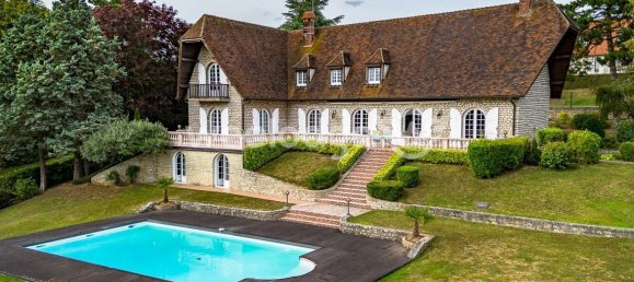 5 bedrooms House in Beauvais, France No. 154820 2