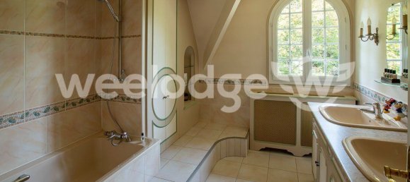 5 bedrooms House in Beauvais, France No. 154820 13