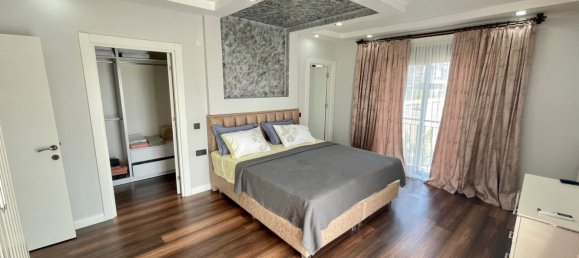 Villa 5+1 in Kundu, Turkey No. 20120 8