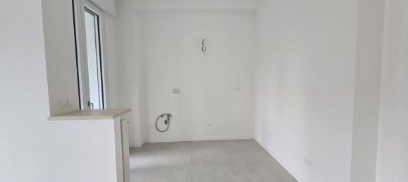 5 Schlafzimmer Wohnung in Reggio Emilia, Italy, Nr. 330635 6