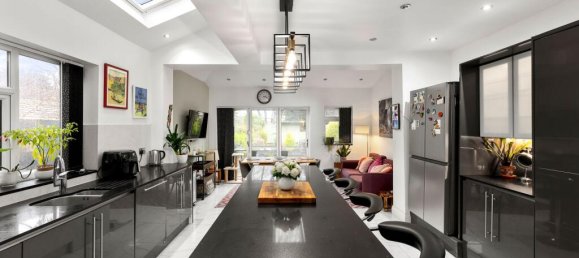 Дом с 3 спальнями в Бекенхэм, Великобритания № 886 6