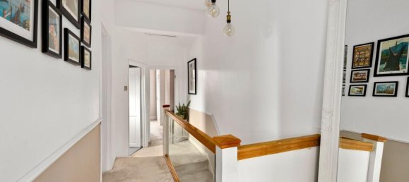 Дом с 3 спальнями в Бекенхэм, Великобритания № 886 15