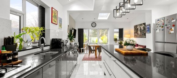 Дом с 3 спальнями в Бекенхэм, Великобритания № 886 7