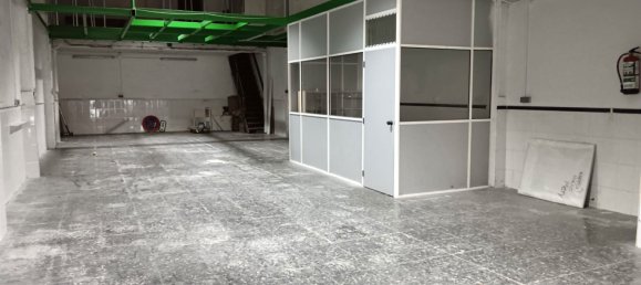 184m² Commercial property in Badalona, Spain No. 23805 25