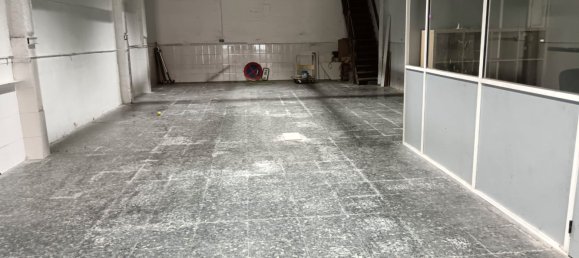 184m² Commercial property in Badalona, Spain No. 23805 29