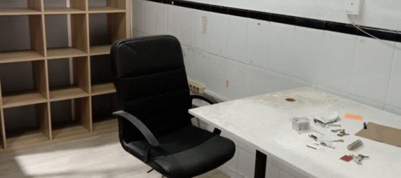 184m² Commercial property in Badalona, Spain No. 23805 13